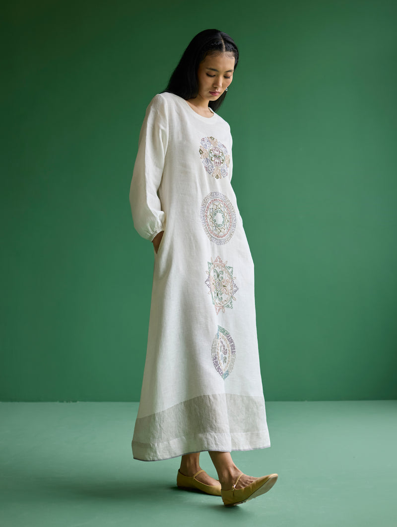 Eira Hand-Embroidered Linen Dress - Ivory