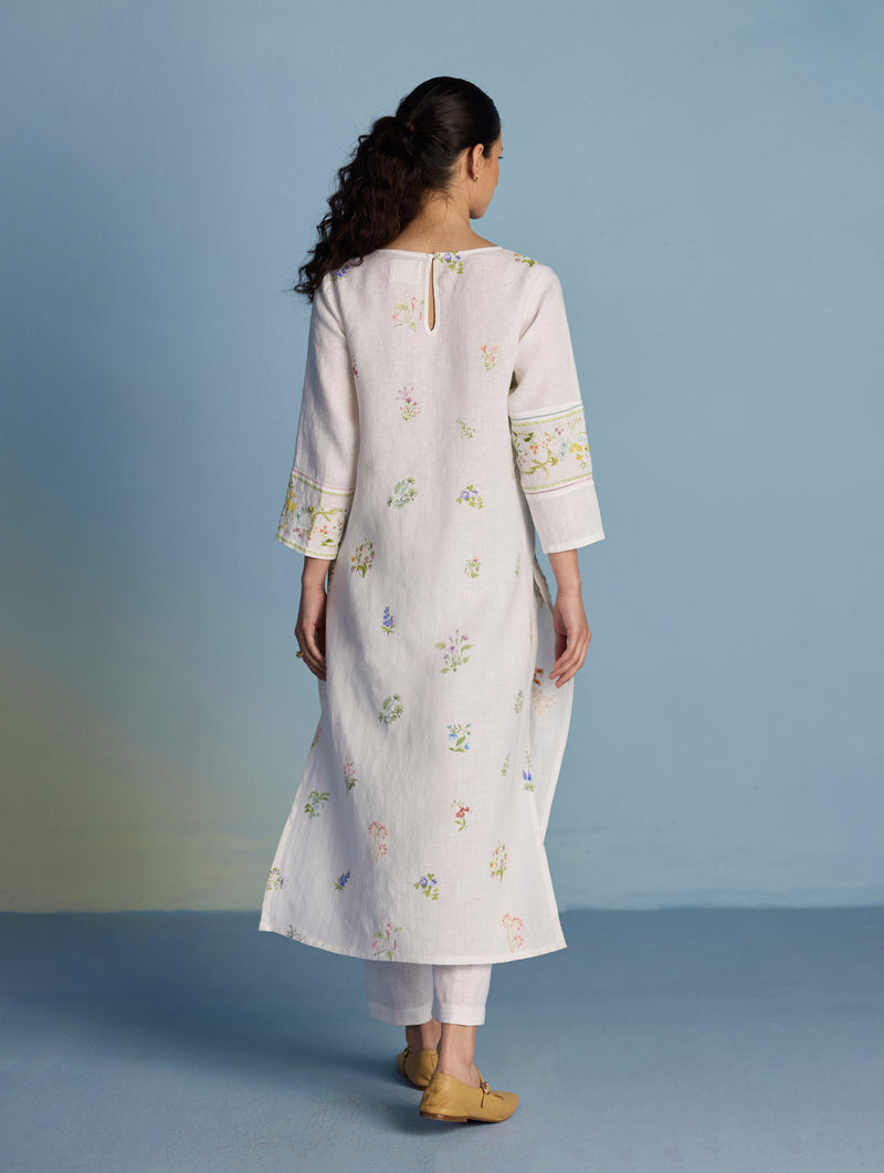 Emra Hand-Embroidered Linen Kurta - White