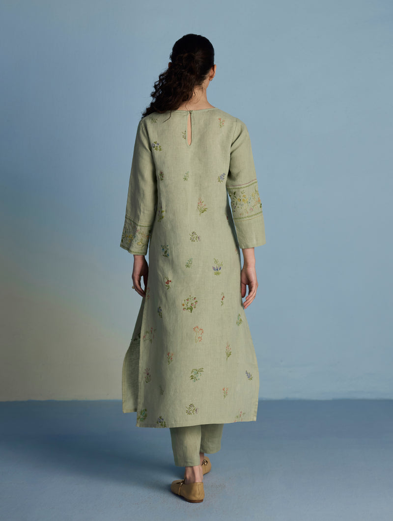 Emra Hand-Embroidered Linen Kurta - Mint