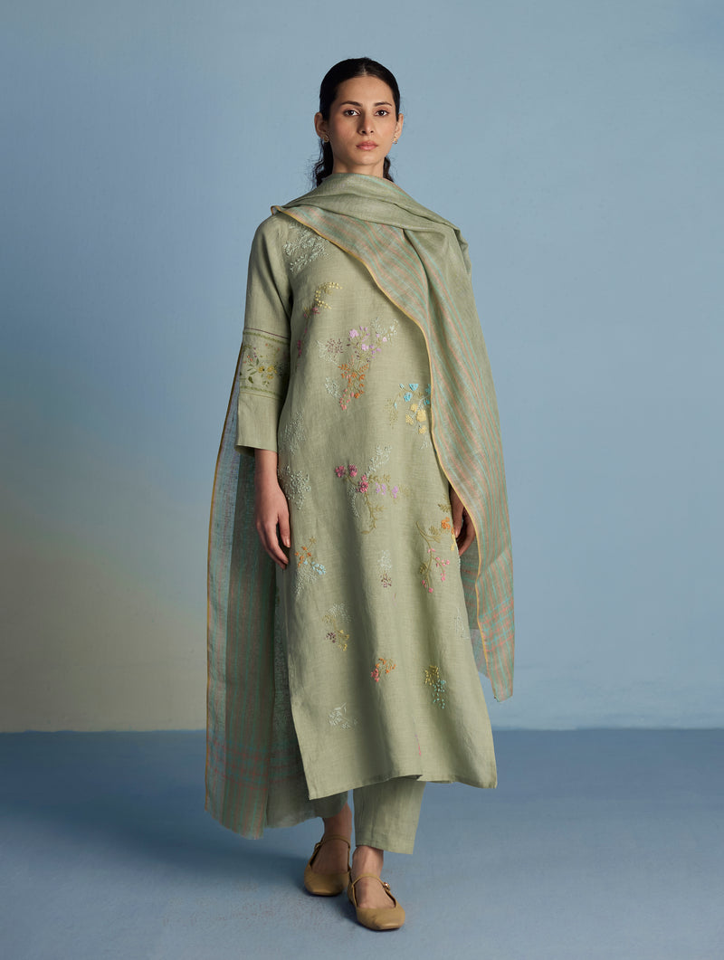 Emra Hand-Embroidered Linen Kurta - Mint