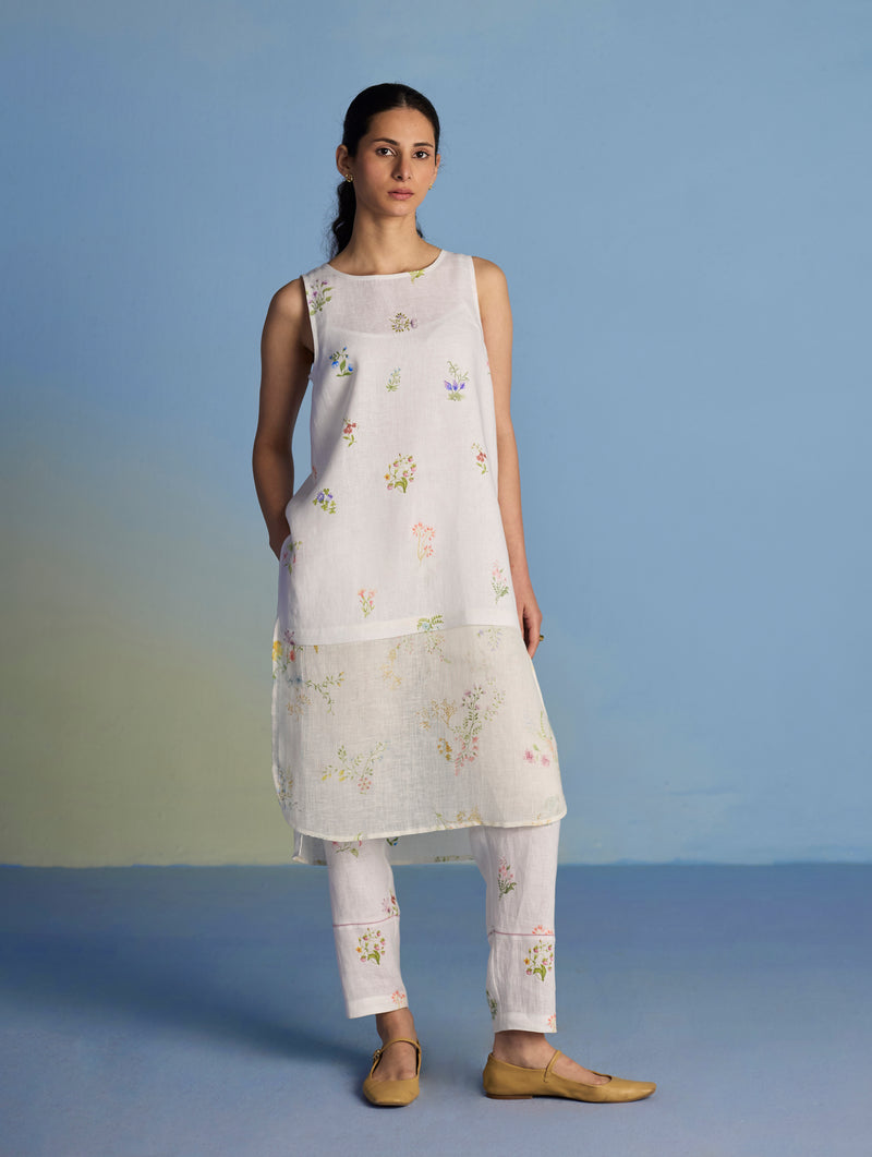 Aneya Patchwork Floral Linen Kurta - White