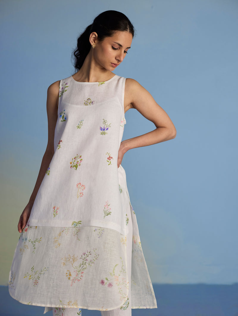 Aneya Patchwork Floral Linen Kurta - White