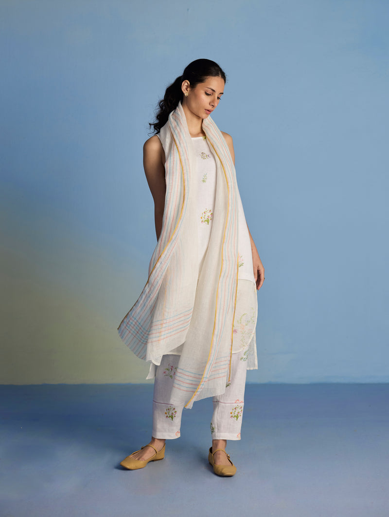 Aneya Patchwork Floral Linen Kurta Set - White