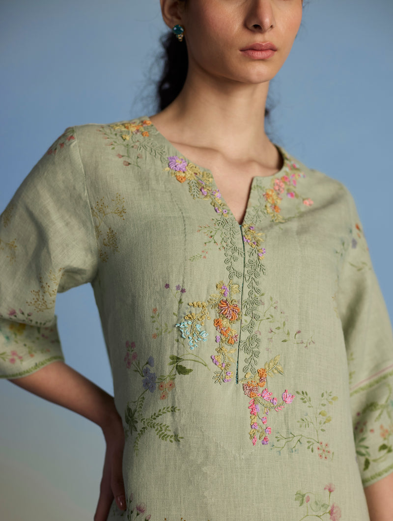 Para Hand-Embroidered Linen Kurta - Mint