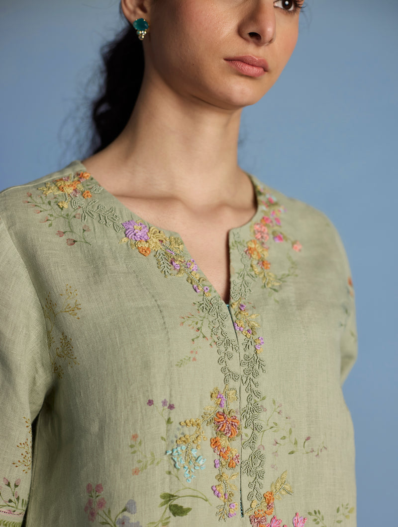 Para Hand-Embroidered Linen Kurta - Mint