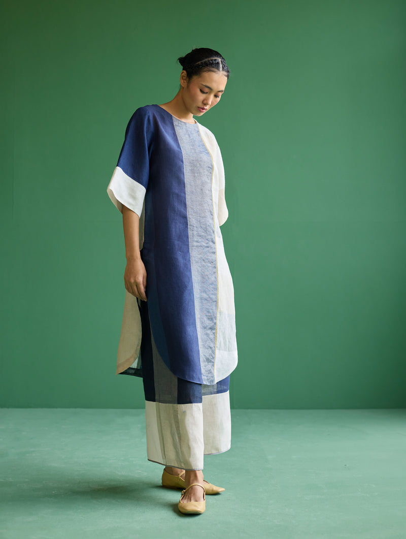 Risa Color-Blocked Kurta Set - Navy