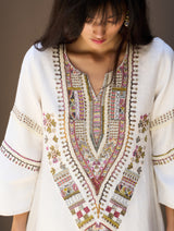 Afra Hand-Embroidered Kurta - Ivory