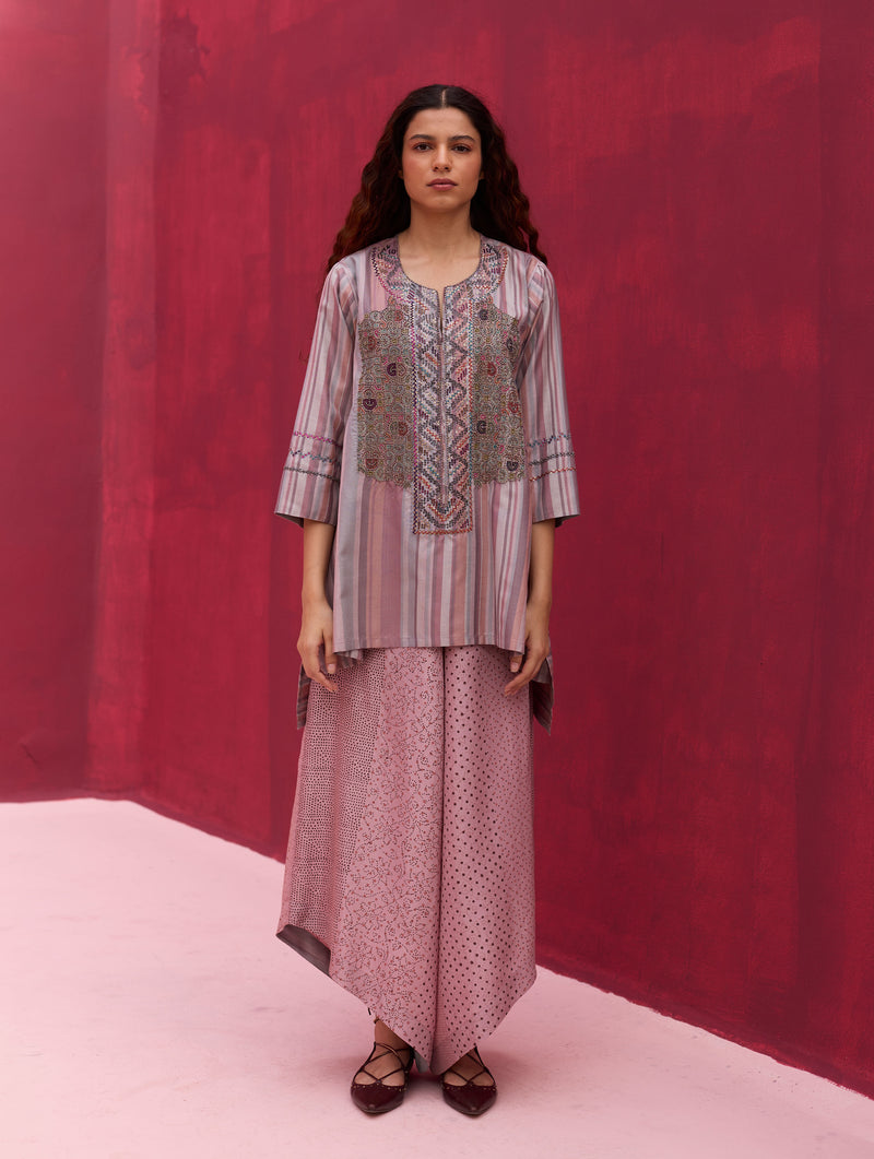 Olena Hand-Embroidered Silk Kurta - Lavender