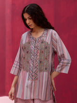 Olena Hand-Embroidered Silk Kurta - Lavender