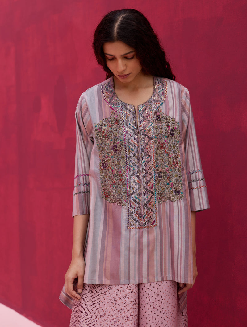 Olena Hand-Embroidered Silk Kurta Set - Lavender