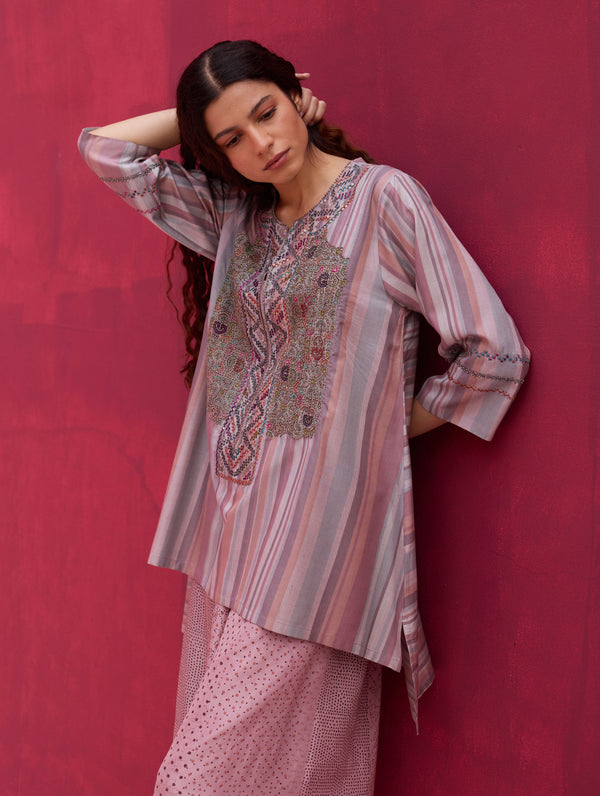 Olena Hand-Embroidered Silk Kurta - Lavender