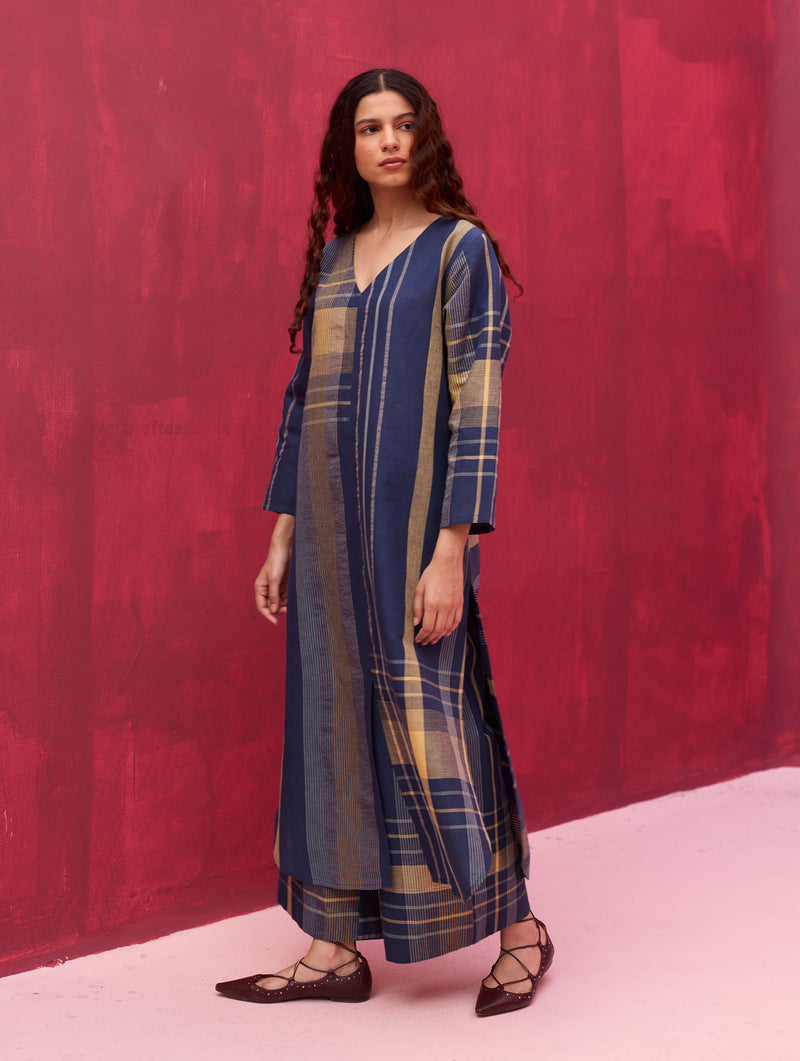 Inga Check Linen Kurta - Navy