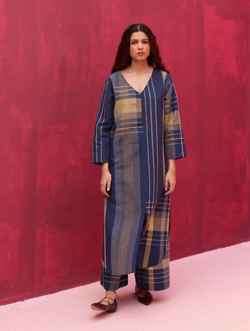 Inga Check Linen Kurta - Navy